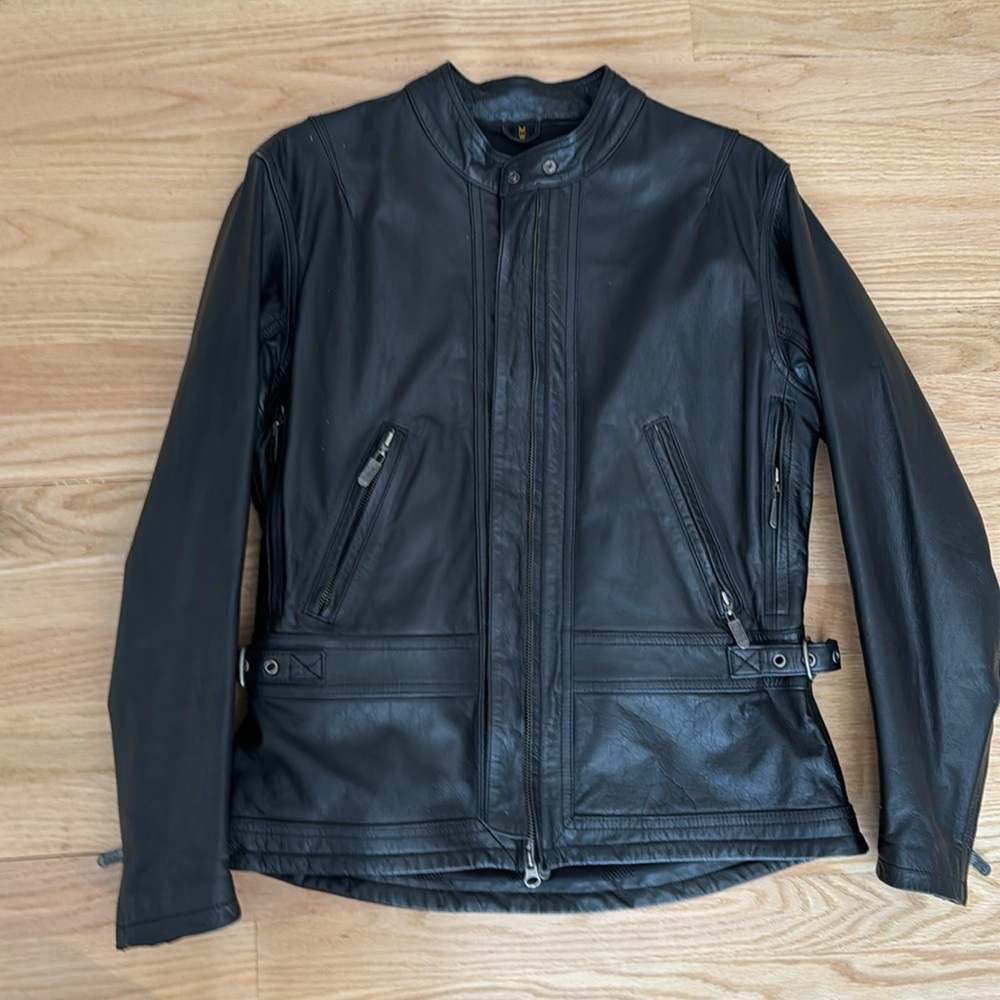 Like new leather Harley Davidson motorcycle jacket